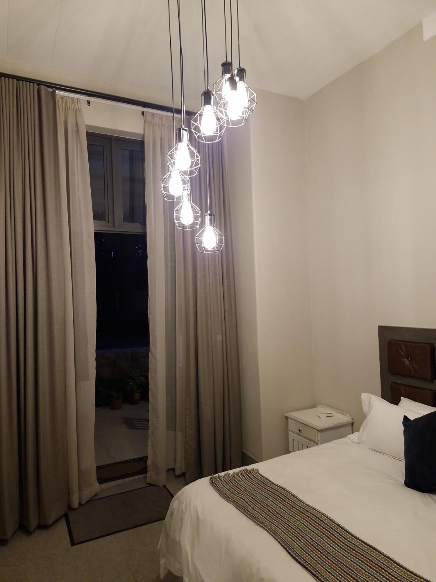 Le Chateau Guest House And Conference Centre Kempton Park Exterior foto